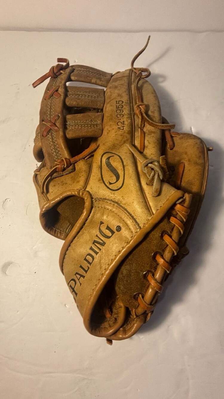 Vintage Spalding Leather Baseball Glove Model 42-3955